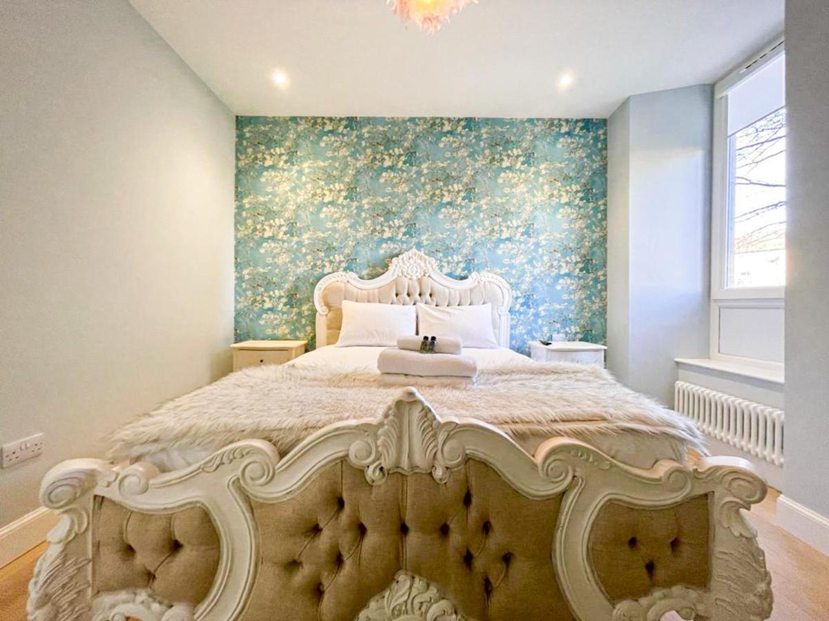 Appartamento Beautiful 2Br, Private Entry In Vibrant Leith Edimburgo Esterno foto